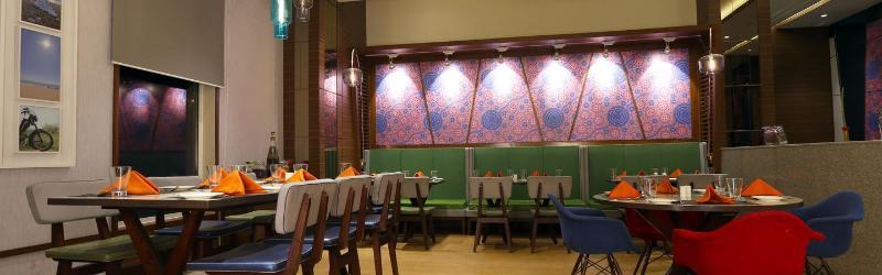 Holiday Inn Express Chennai Old Mahabalipuram Road ภายนอก รูปภาพ