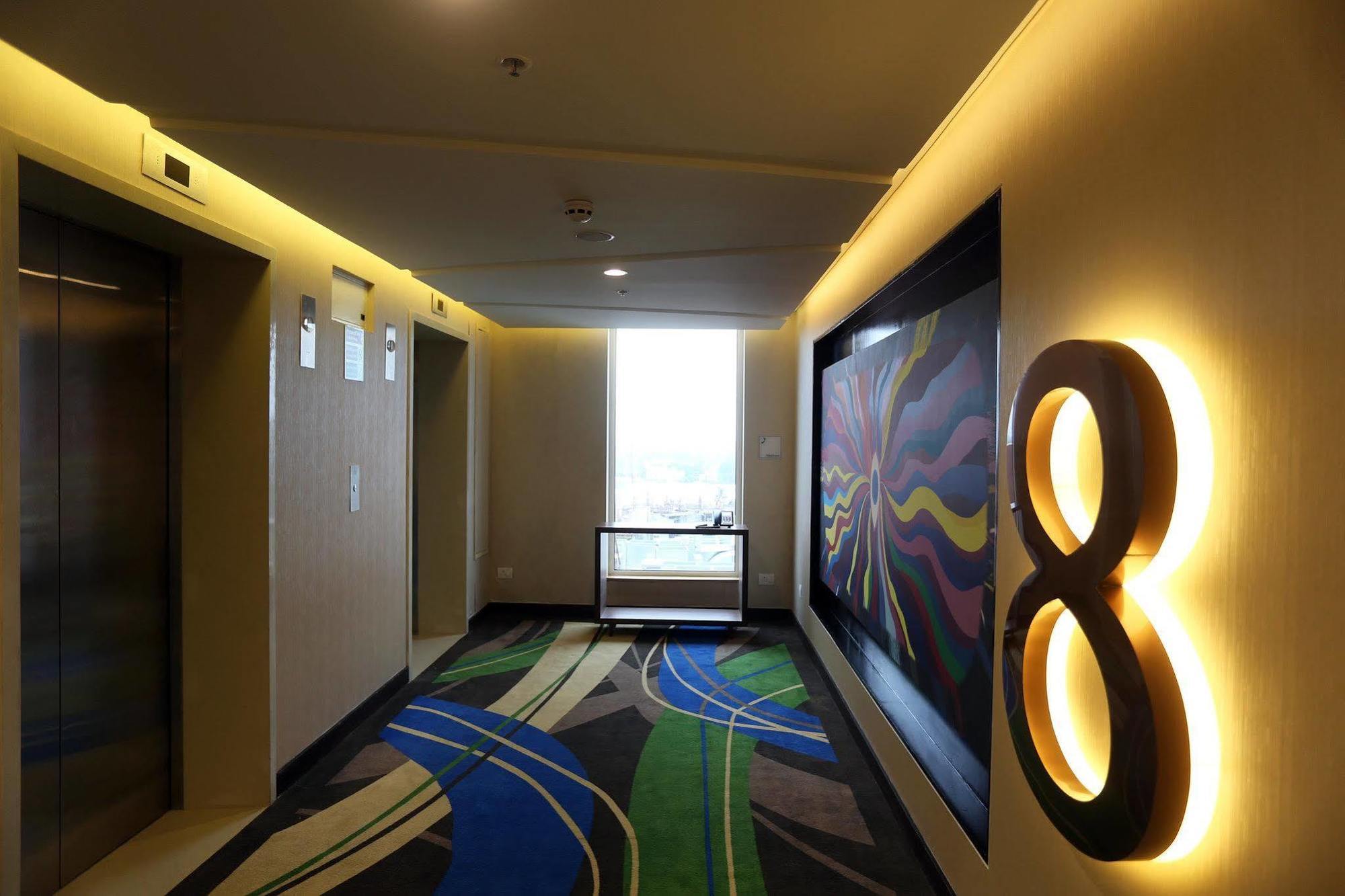 Holiday Inn Express Chennai Old Mahabalipuram Road ภายนอก รูปภาพ